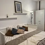 Apartment Nest - Quiet & Cozy Near The Centre