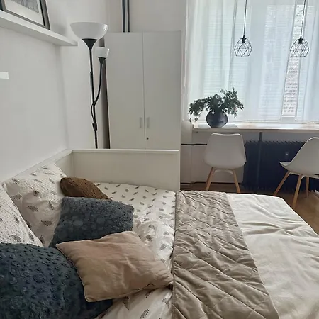 Nest - Quiet & Cozy Near The Centre