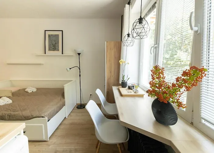 Lägenhet Nest - Quiet & Cozy Near The Centre